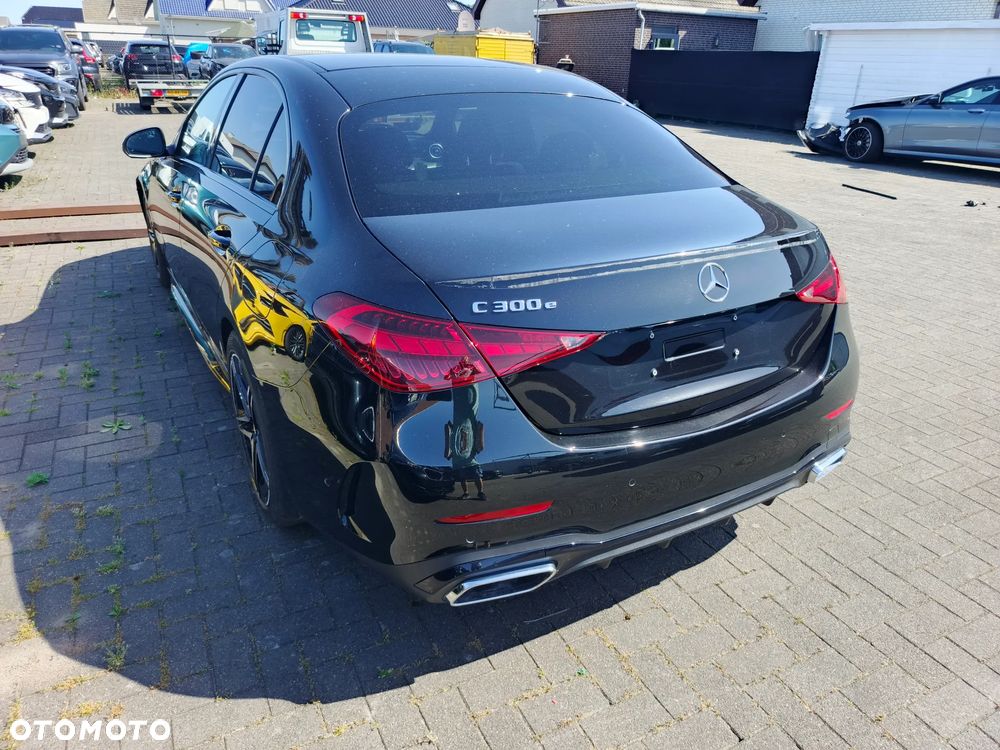 Mercedes-Benz Klasa C 300 e PHEV 4-Matic AMG - 1