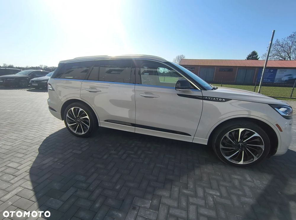 Lincoln Aviator - 23