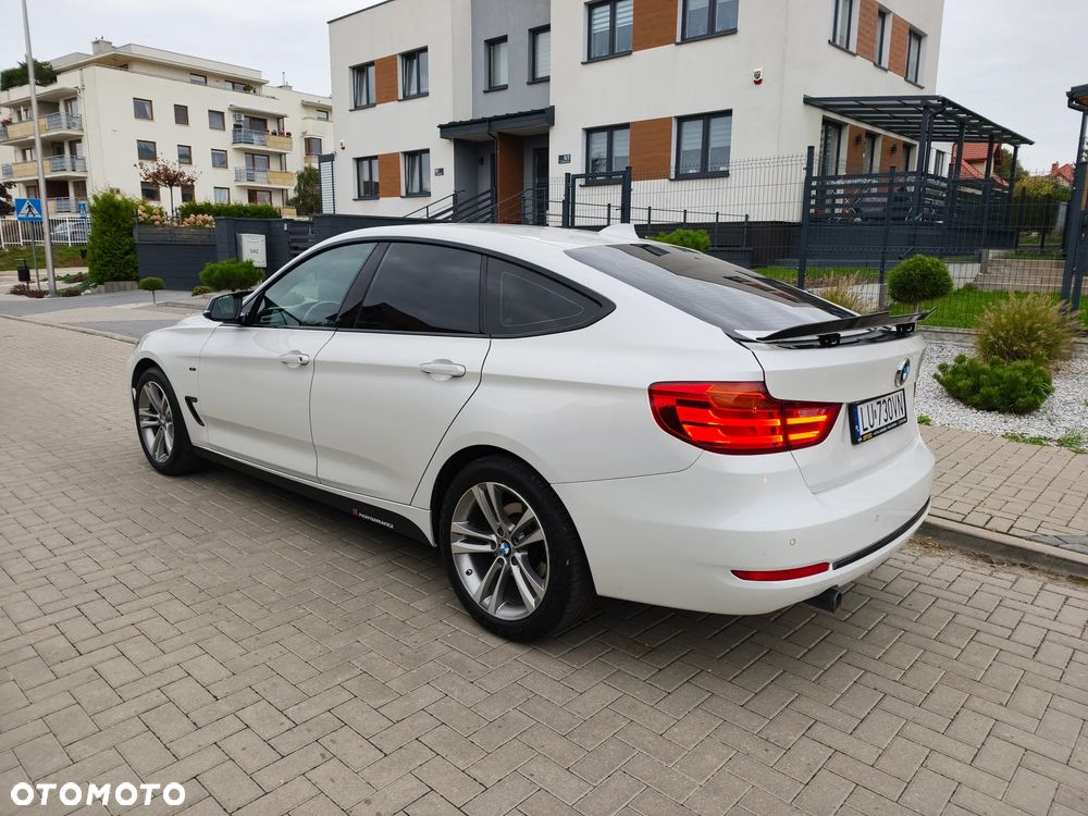 BMW 3GT 318d Sport Line - 13