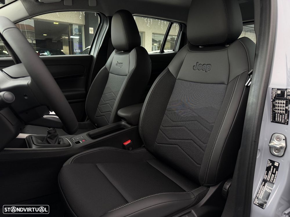 Jeep Avenger 1.2 GSE T3 Altitude - 12