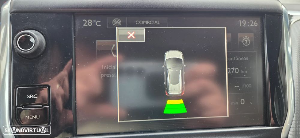 Peugeot 2008 1.6 BlueHDi Allure - 22