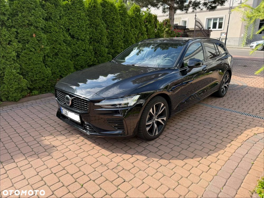 Volvo V60 T6 AWD Plug-In Hybrid Ultra Dark - 2