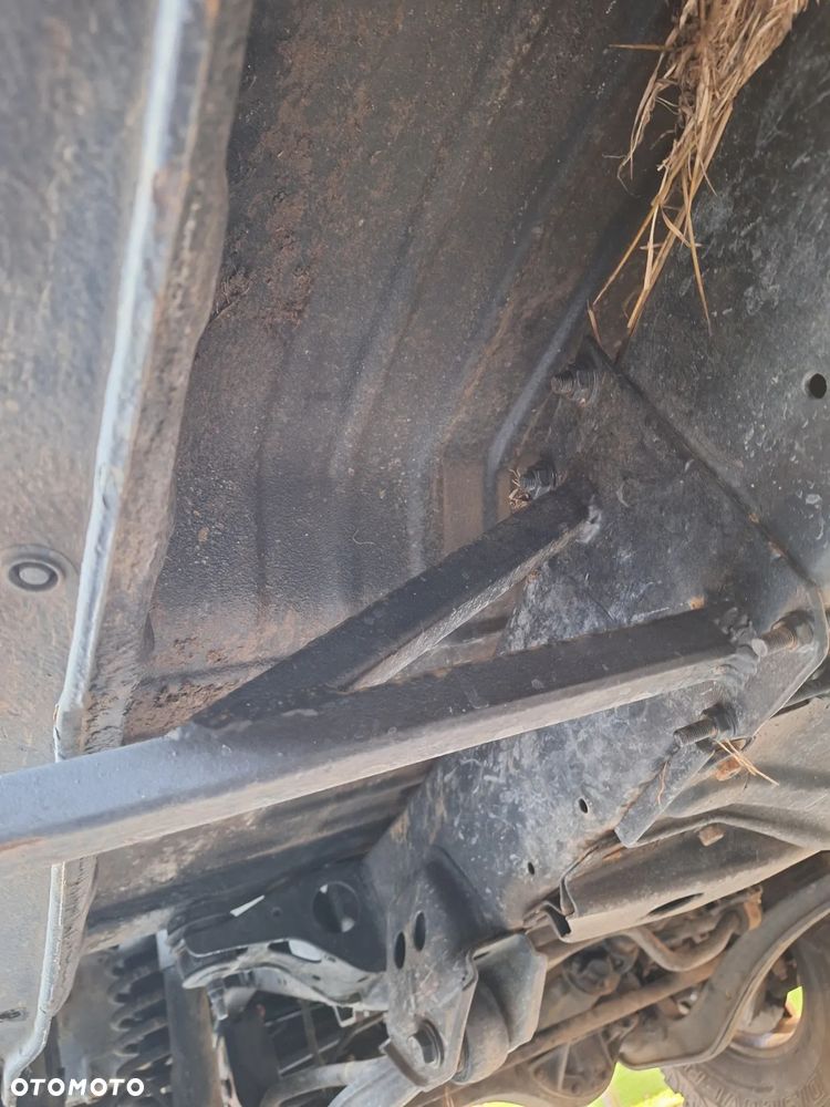 Toyota Land Cruiser - 15