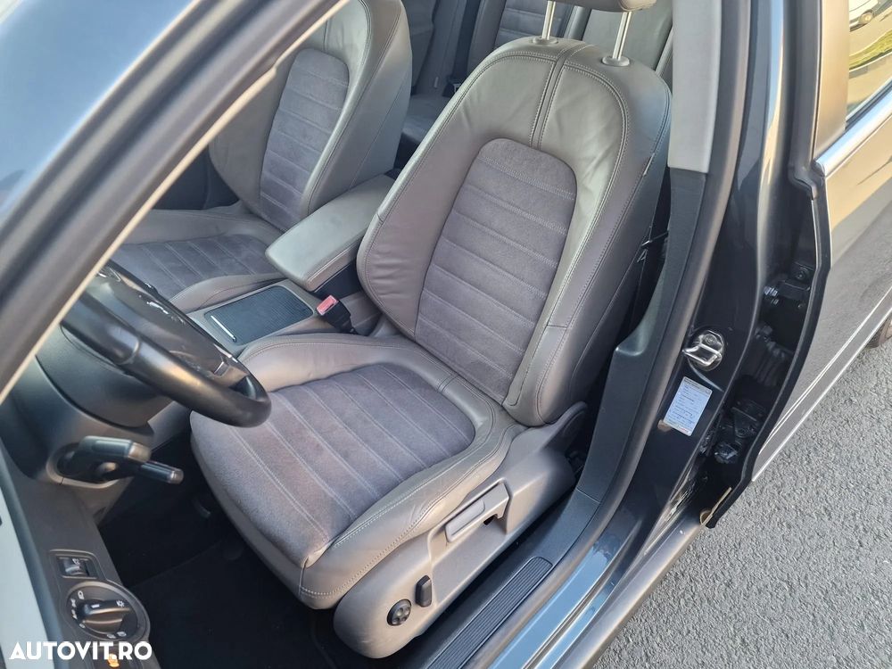 Volkswagen Passat 2.0 TDI DPF Highline - 17