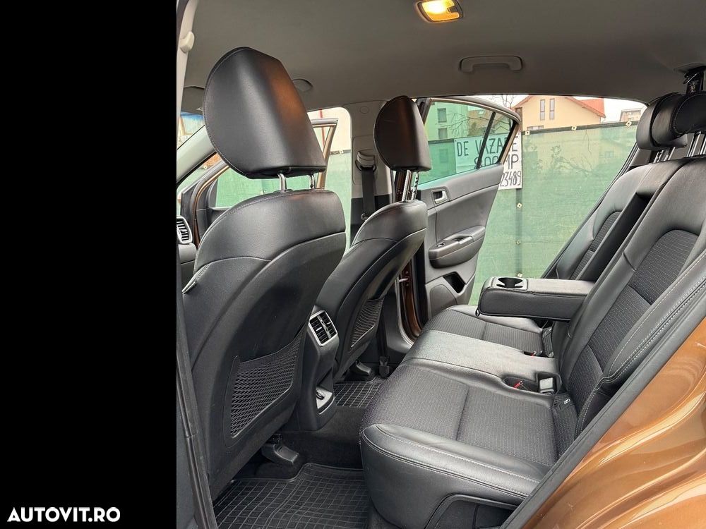 Kia Sportage 2.0 DSL 6AT 4x4 Style - 6