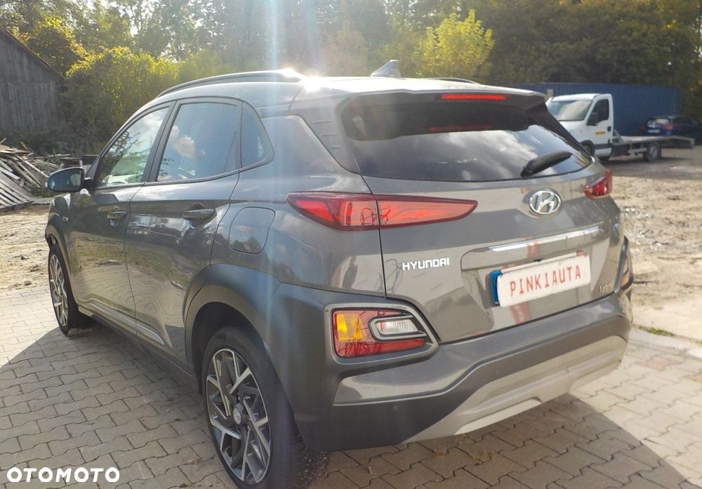 Hyundai Kona - 12