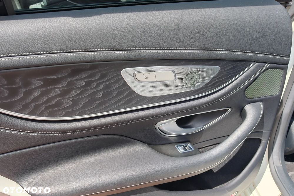 Mercedes-Benz CLS 220 d AMG - 15