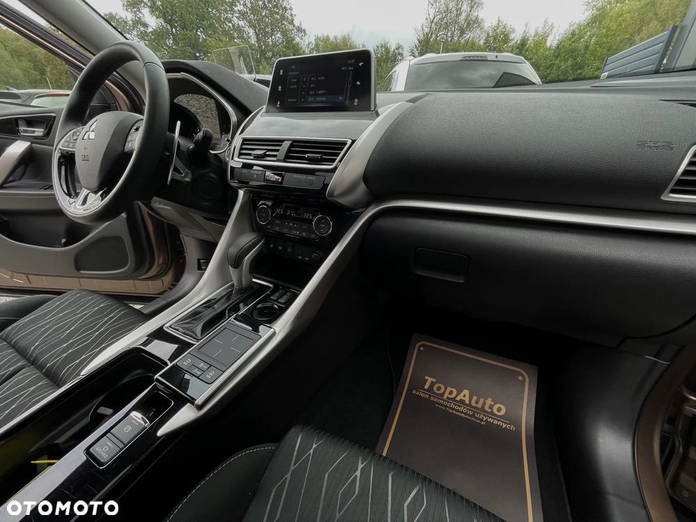 Mitsubishi Eclipse Cross 1.5 T-MIVEC ClearTec CVT 2WD Diamant Edition Plus - 17