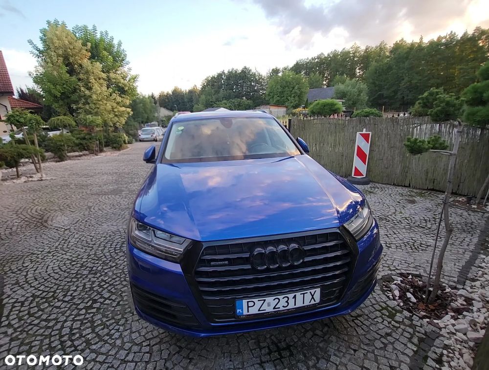 Audi Q7 - 12