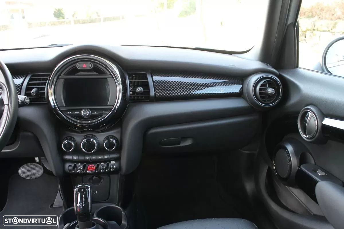 MINI 5 Portas Cooper S Auto Desportiva - 18