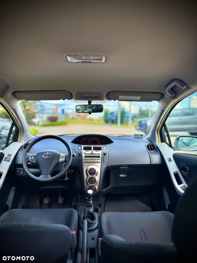 Toyota Yaris 1.33 Luna - 11