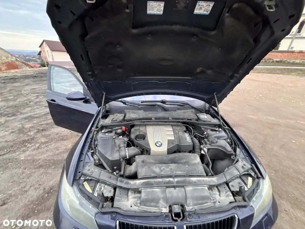 BMW Seria 3 320d - 14