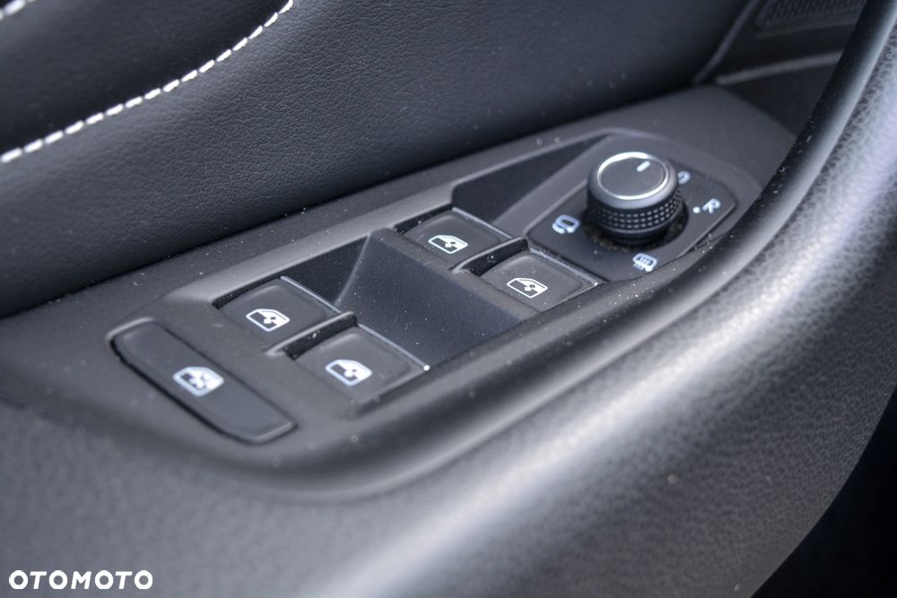Volkswagen Passat 2.0 TDI SCR DSG Elegance - 11