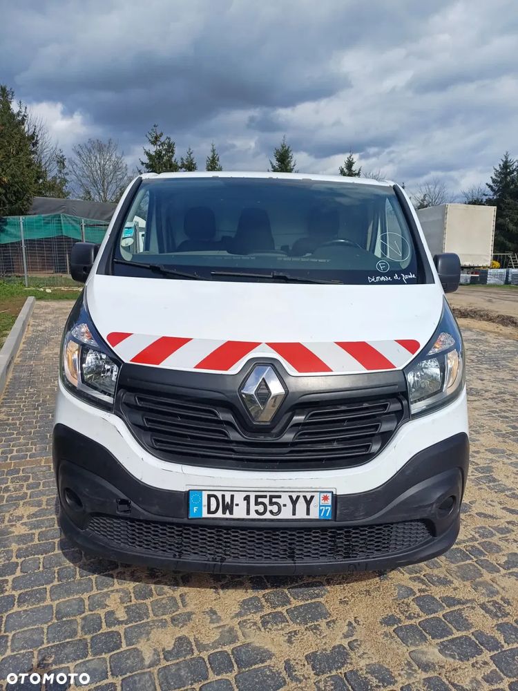 Renault Trafic - 2