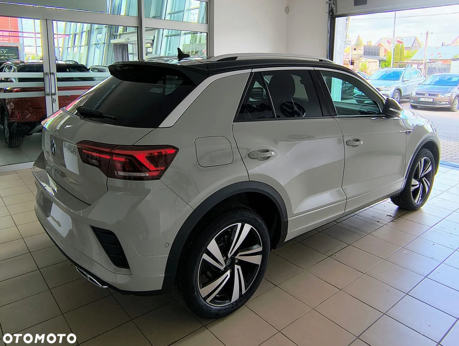 Volkswagen T-Roc 1.5 TSI R-Line Plus DSG - 4