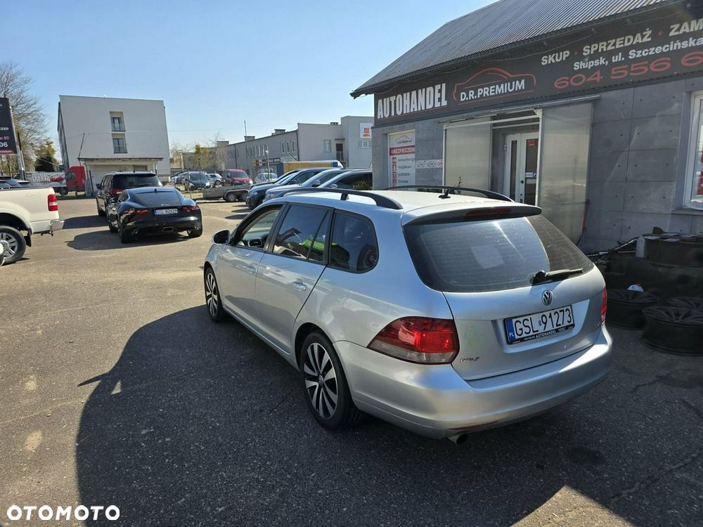 Volkswagen Golf 1.6 TDI DPF Comfortline - 4