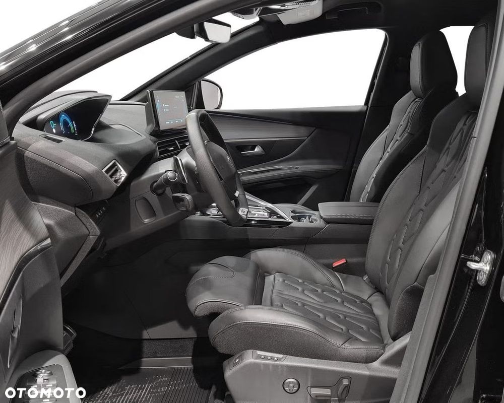 Peugeot 3008 1.6 PureTech HYbrid4 GT S&S EAT8 - 23
