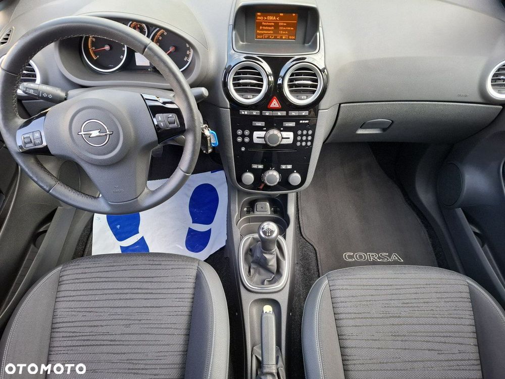 Opel Corsa 1.4 16V Energy - 13