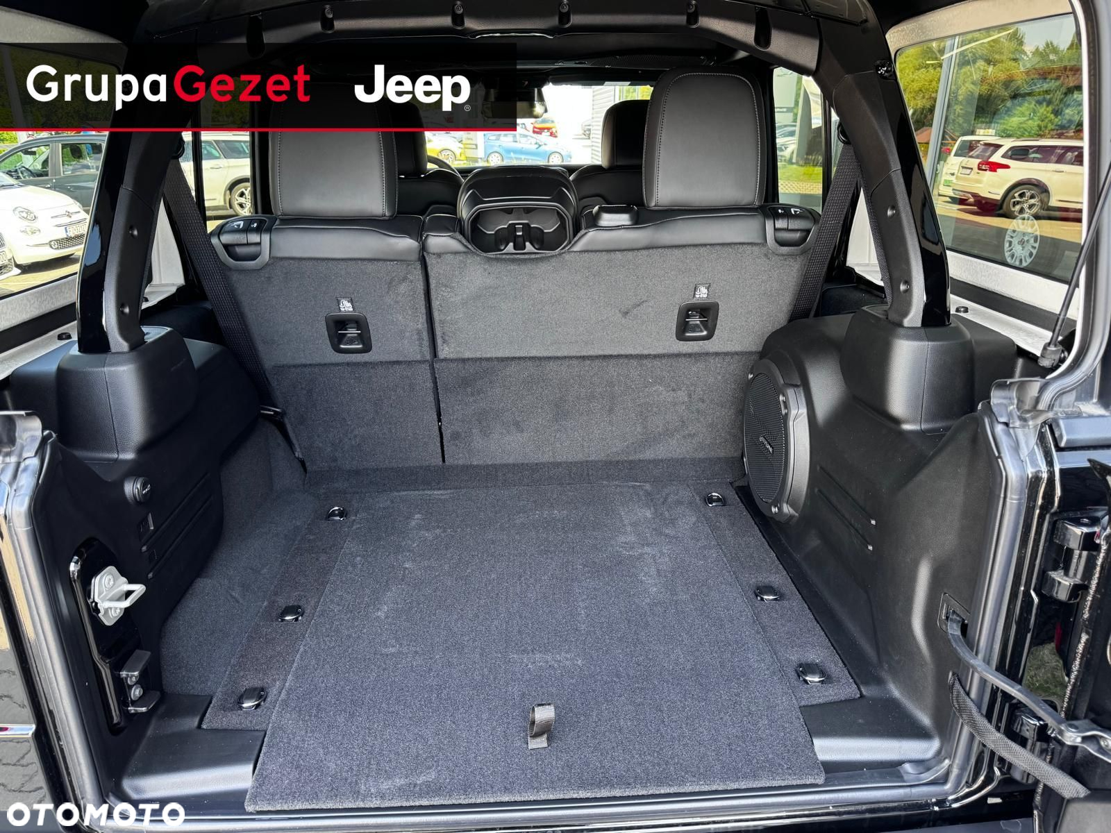 Jeep Wrangler - 18