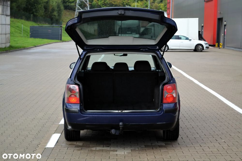 Volkswagen Passat 1.9 TDI Comfortline Tiptr - 29