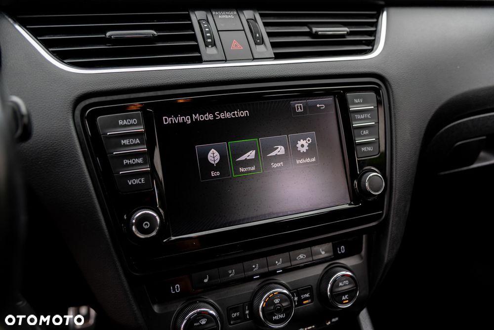 Skoda Octavia 1.8 TSI (Green tec) 4x4 DSG Scout - 36