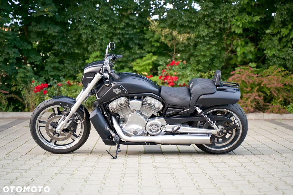 Harley-Davidson V-Rod Muscle - 37