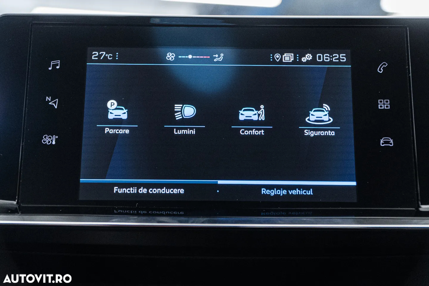 Peugeot 208 1.2L PureTech 100 S&S BVM6 Allure - 23