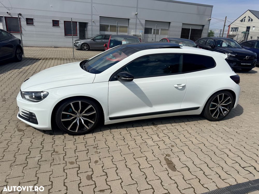Volkswagen Scirocco 2.0 TDI (Blue Motion Technologie) - 8
