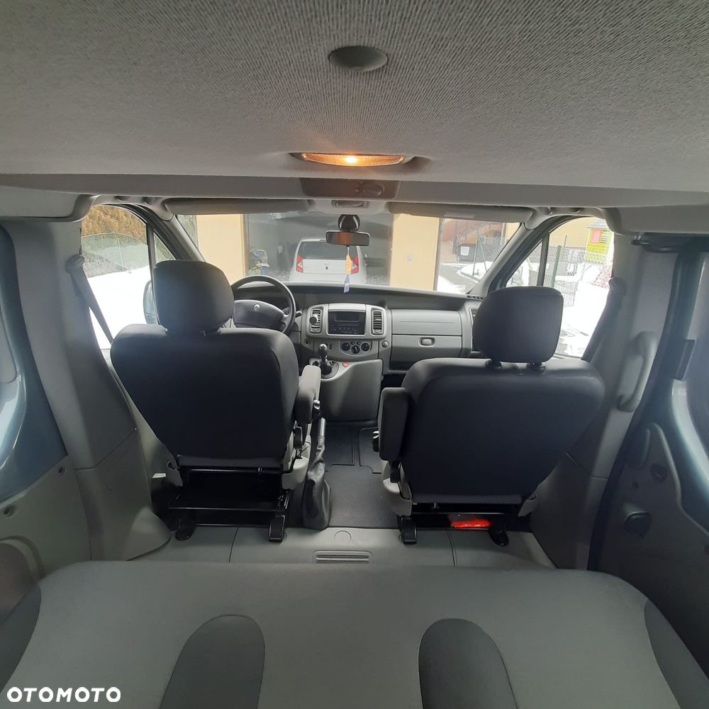 Renault Trafic - 12