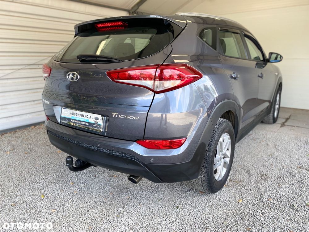 Hyundai Tucson 1.7 CRDI BlueDrive Comfort 2WD - 23