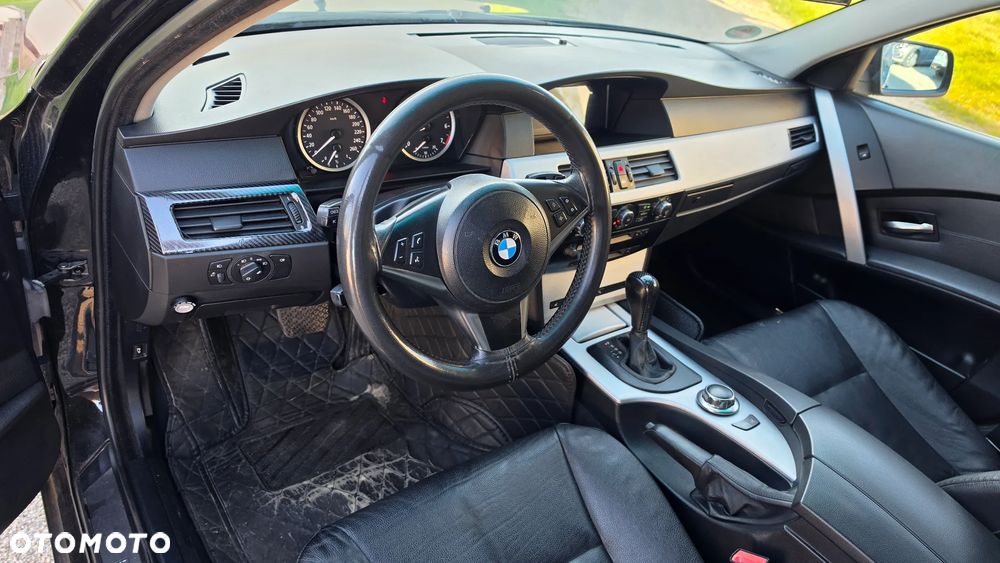 BMW Seria 5 - 25
