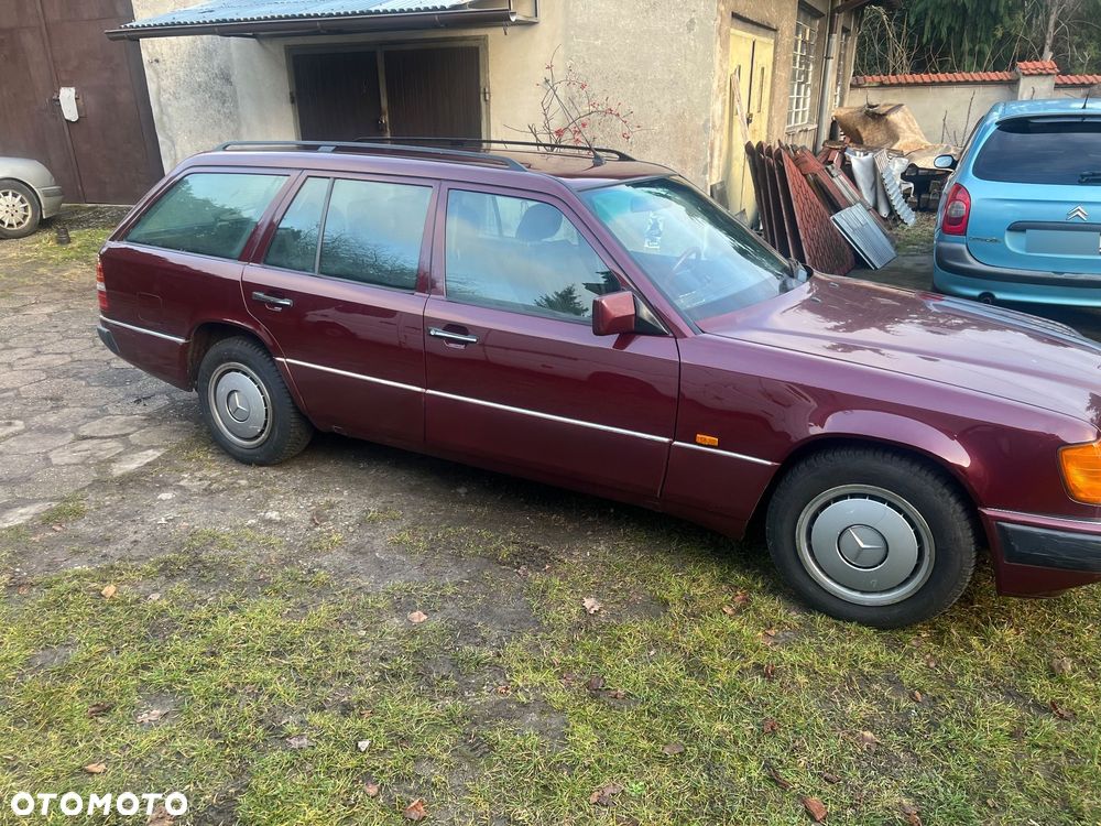 Mercedes-Benz W124 (1984-1993) - 17