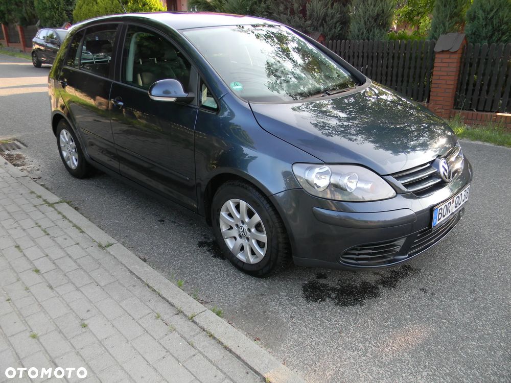 Volkswagen Golf 1.6 TDI BlueMotion Technology Comfortline - 26