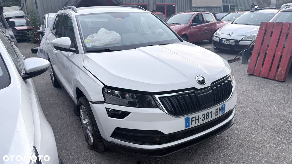 Skoda Karoq 2.0 TDI SCR 4x4 Ambition - 4