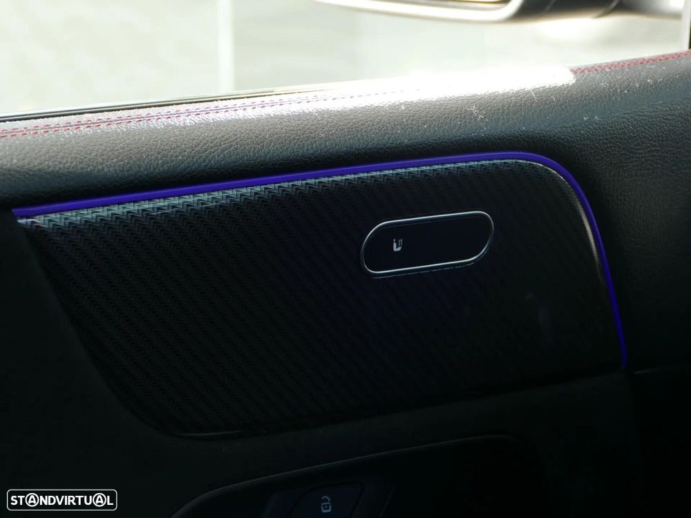 Mercedes-Benz B 250 e AMG Line - 34