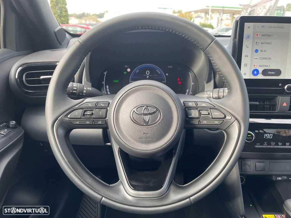 Toyota Yaris Cross 1.5 HDF Square Collection - 14