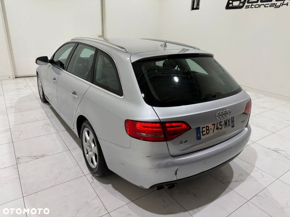 Audi A4 Avant - 11
