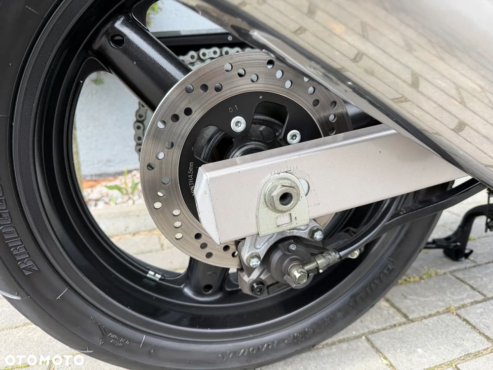 Suzuki Bandit - 20
