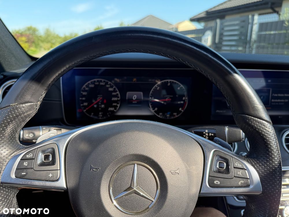 Mercedes-Benz Klasa E 220 d 9G-TRONIC - 13