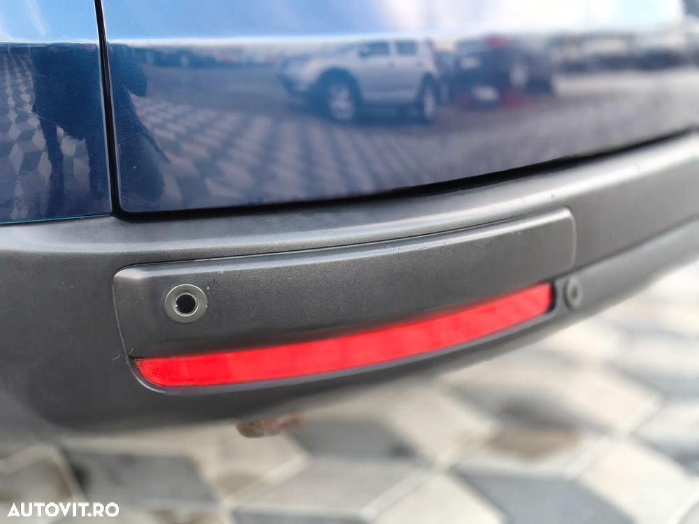 Ford Galaxy 2.0 TDCi DPF Trend - 15