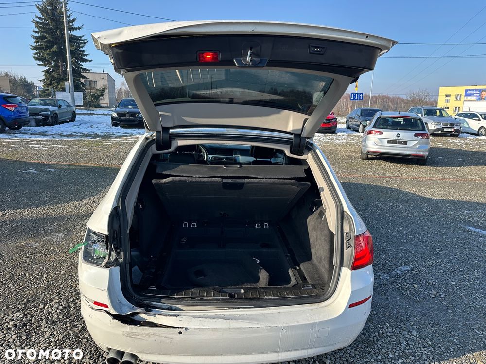 BMW Seria 5 525d xDrive Sport-Aut - 8