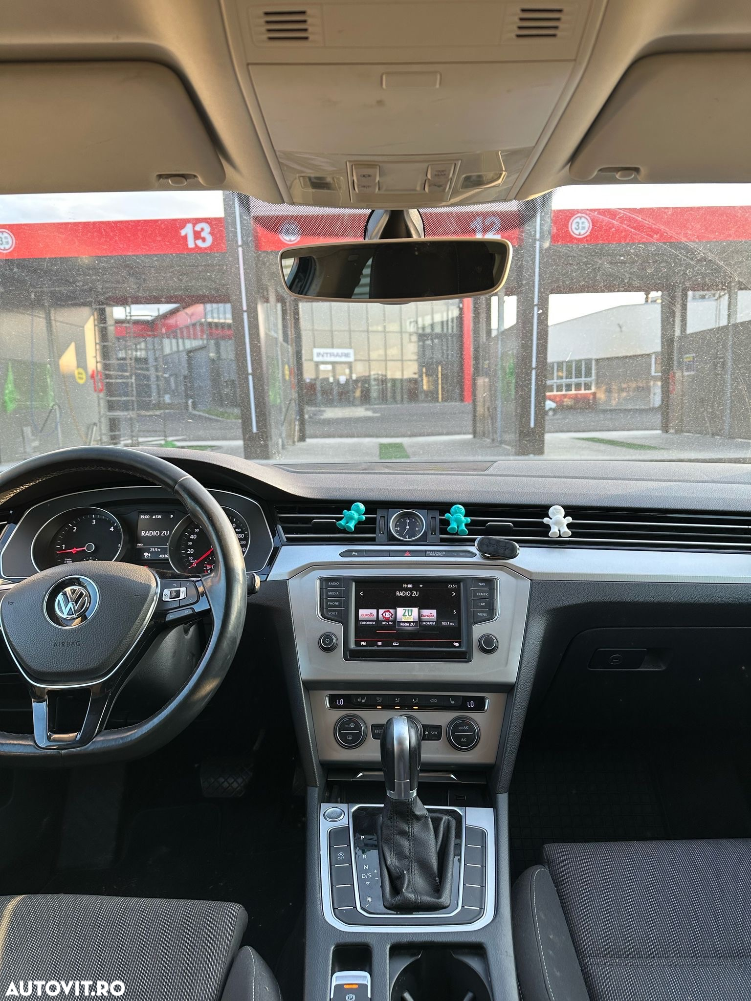 Volkswagen Passat Variant 2.0 TDI DSG Highline - 3