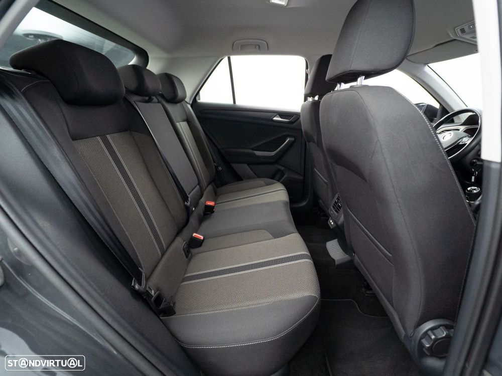 VW T-Roc 1.0 TSI Style - 37