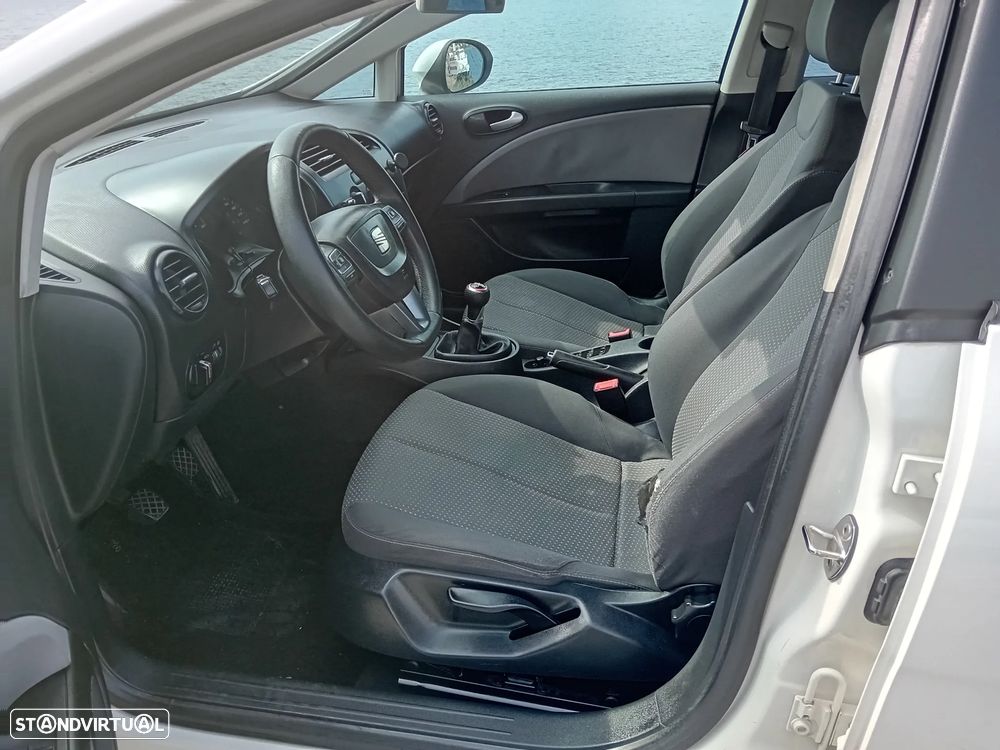SEAT Leon 1.6 TDI DPF E-Ecomotive Style - 12
