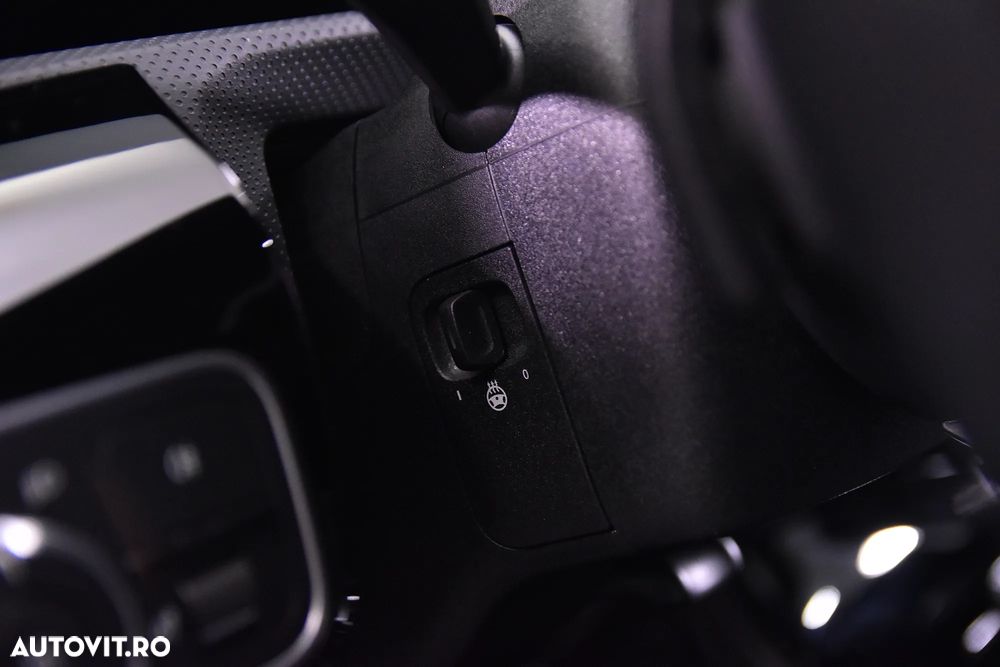 Mercedes-Benz A 180 d 8G-DCT - 18