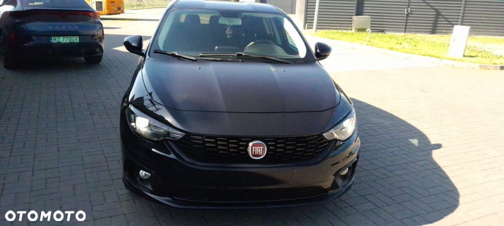 Fiat Tipo 1.4 T-Jet 16v Sport - 25