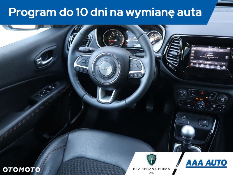 Jeep Compass - 8