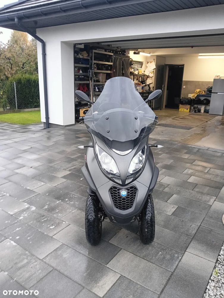 Piaggio MP-3 - 2