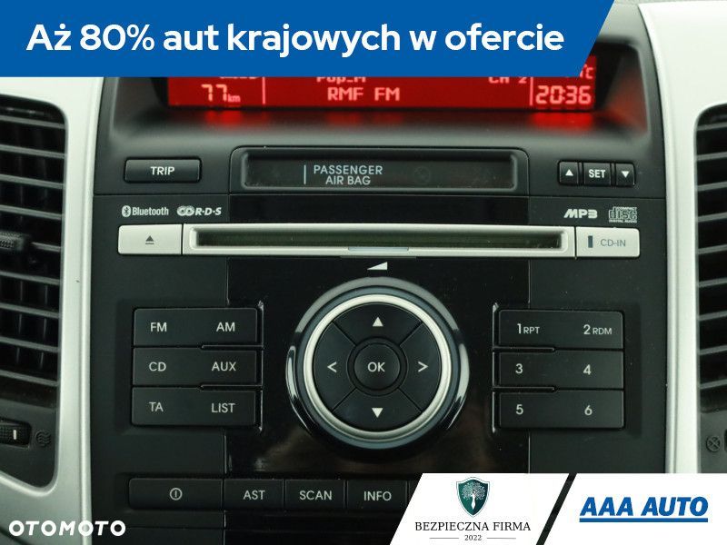 Kia Venga - 11