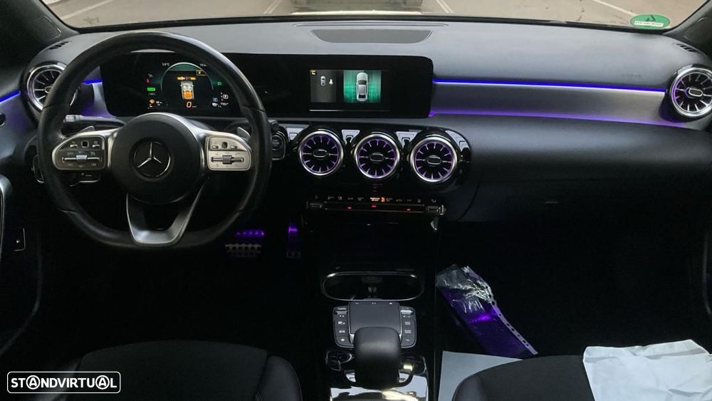 Mercedes-Benz A 250 Limousine e AMG Line - 5